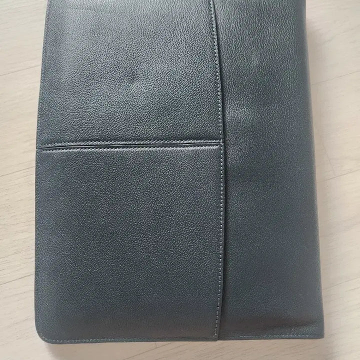 [BUNJANG] Couronne Black Leather Clutch Bag / [COURONNE] 쿠론 블랙 가죽 클러치 백
