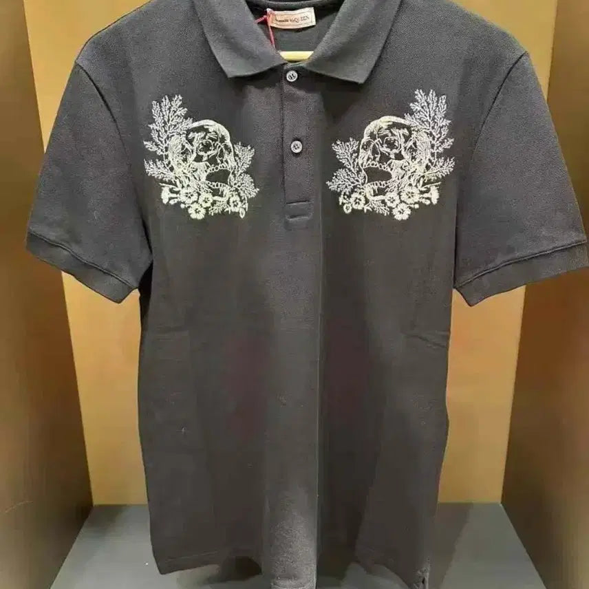 [BUNJANG] Alexander McQueen Black Skull Embroidery Polo T-Shirt / 알렉산더맥퀸  반팔 폴로티셔츠 검정색 정품 새상품