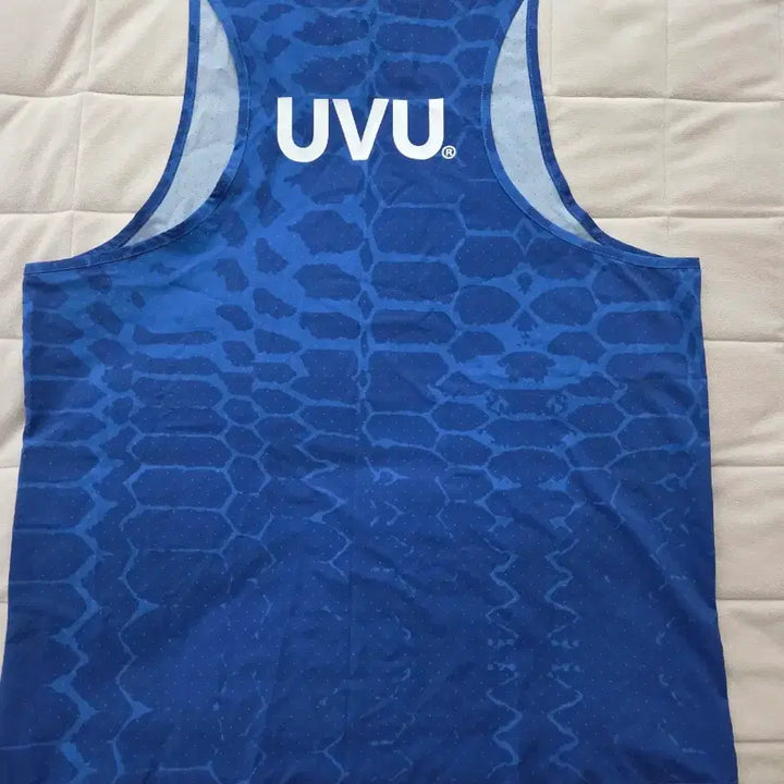 [SOLD OUT] UVU 베를린 싱글렛