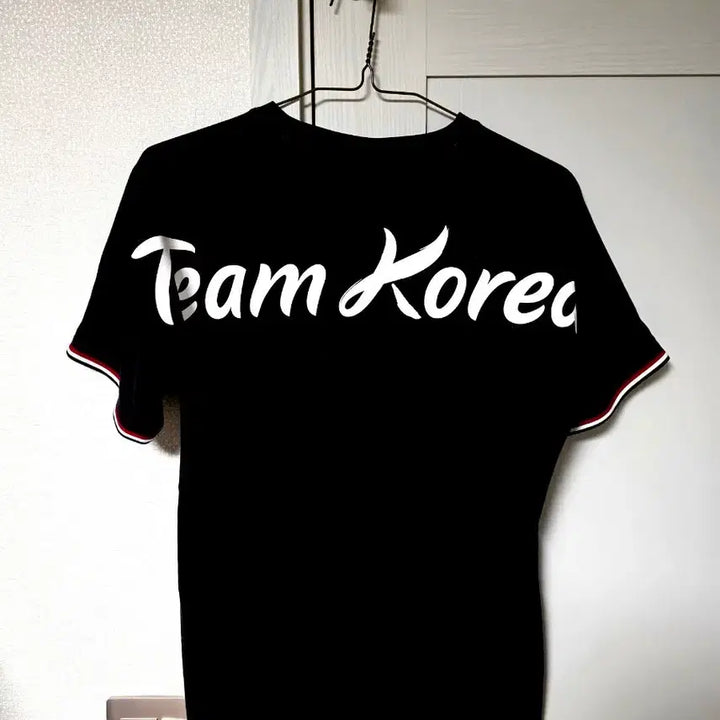 [BUNJANG] The North Face Team Korea Limited Edition T-Shirt / 노스페이스 팀코리아 한정판 티셔츠