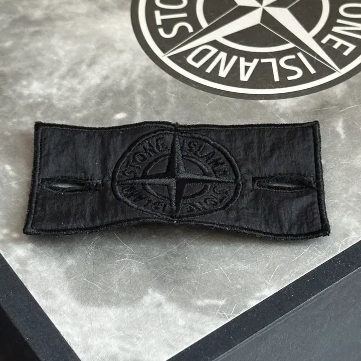 [BUNJANG] Stone Island Shadow Project Badge Nylon / 스톤아일랜드 쉐도우 프로젝트 와펜 os
