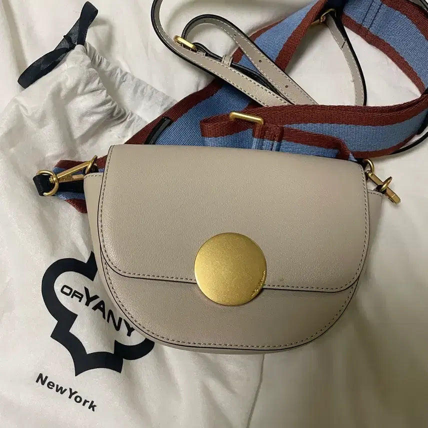 [BUNJANG] Oryany Saddle Crossbody Bag / 오야니 새들 크로스백