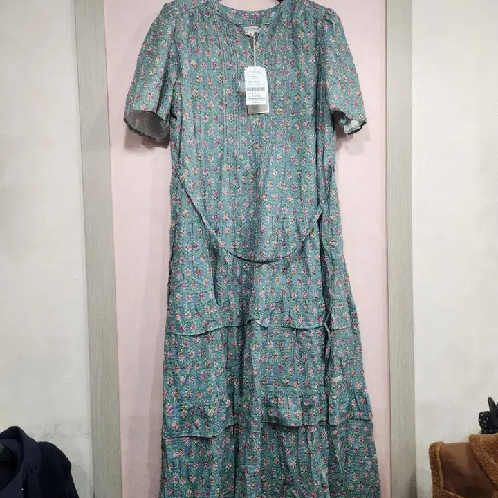[BUNJANG] Thursday Island Flower Pattern Long Dress / 써스데이아일랜드 플라워패턴롱원피스