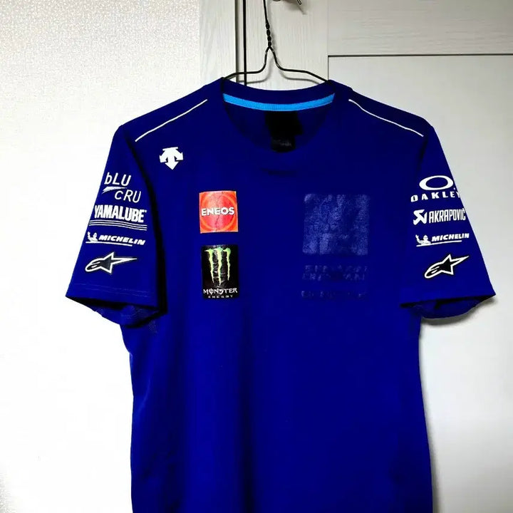 [BUNJANG] Descente x Yamaha Limited Edition T-Shirt (Size L) / 데상트 야마하 한정판 티셔츠