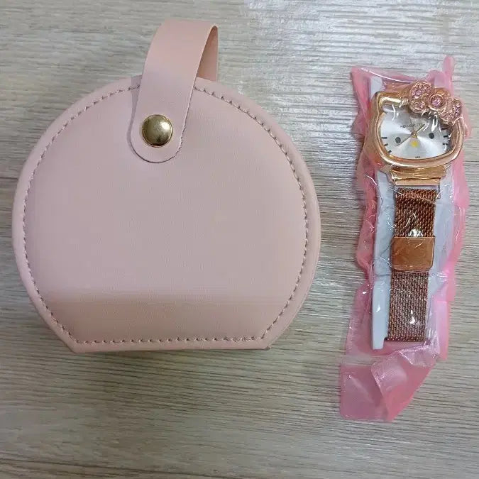 [BUNJANG] Hello Kitty Mesh Watch and Jewelry Box Set / 새상품) 보석함+헬로키티 메쉬 손목시계 세트
