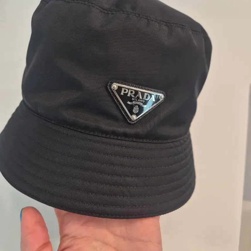 [BUNJANG] Prada Re-Nylon Bucket Hat XL / 프라다 리나일론 버킷햇 xl판매합니다
