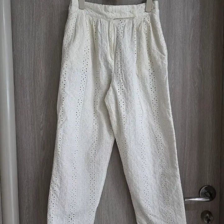 [BUNJANG] Punching Lace Ivory Cotton Wide Pants / 펀칭 레이스 아이보리 면바지 55, 66