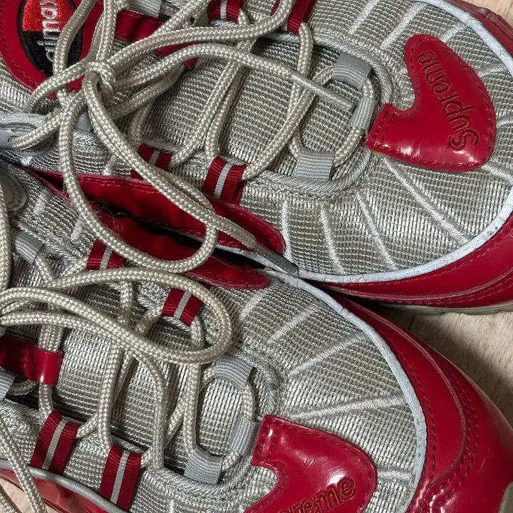 [BUNJANG] Nike x Supreme Air Max 98 Varsity Red Sneakers (275mm) / 나이키 슈프림 에어맥스 98 바시티 레드 275 (현 크림가75만)