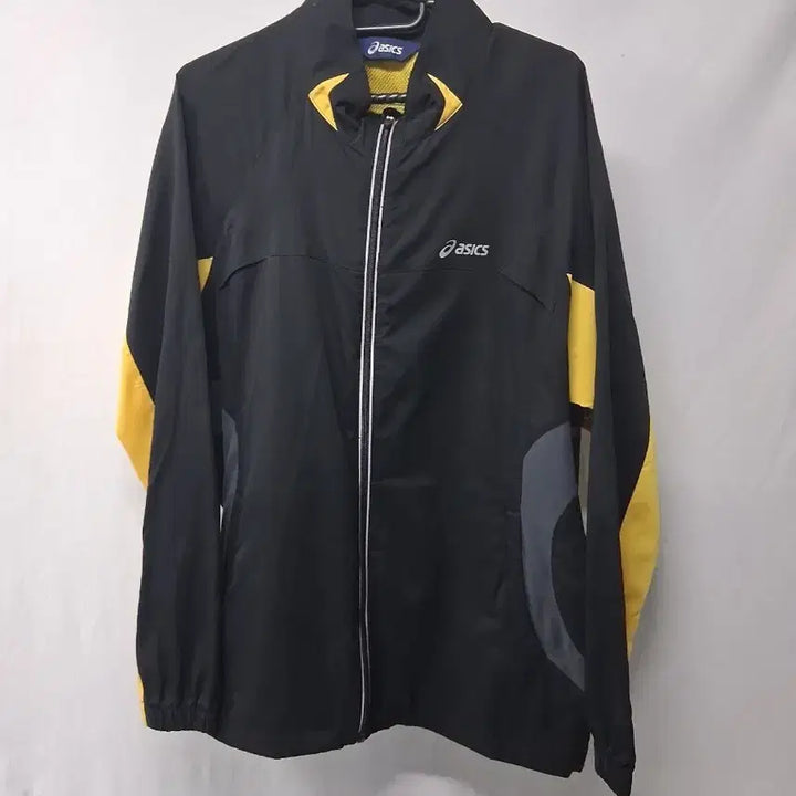 [BUNJANG] Asics Black/Yellow Windbreaker Jacket / 아식스 블랙/옐로우 바람막이 자켓105