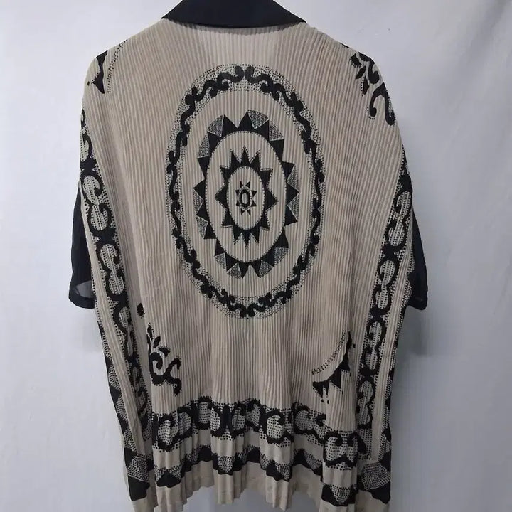 [BUNJANG] Vintage Pattern Short Sleeve Blouse / 빈티지 패턴 반팔 블라우스  외 개당