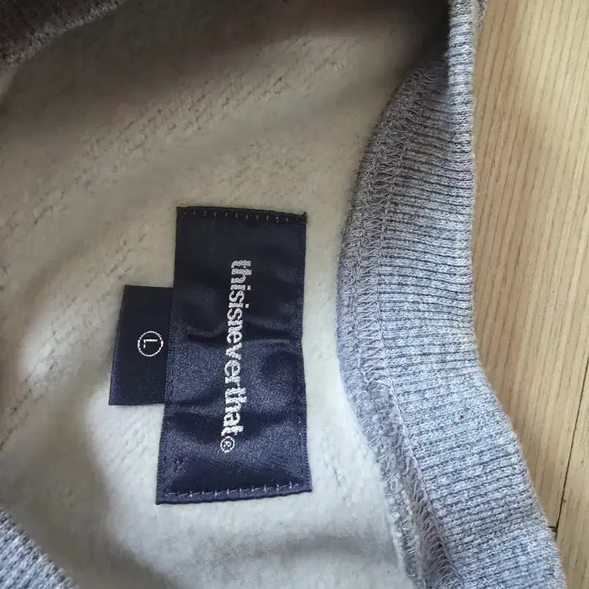 [BUNJANG] Thisisneverthat Grey Sweatshirt L / 디스이즈네버댓 회색 맨투맨