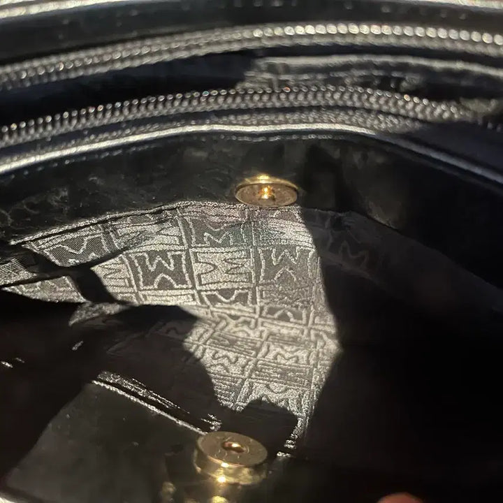 [BUNJANG] Metrociti Quilting Black Shoulder Bag / 메트로시티 퀼팅 블랙 숄더백