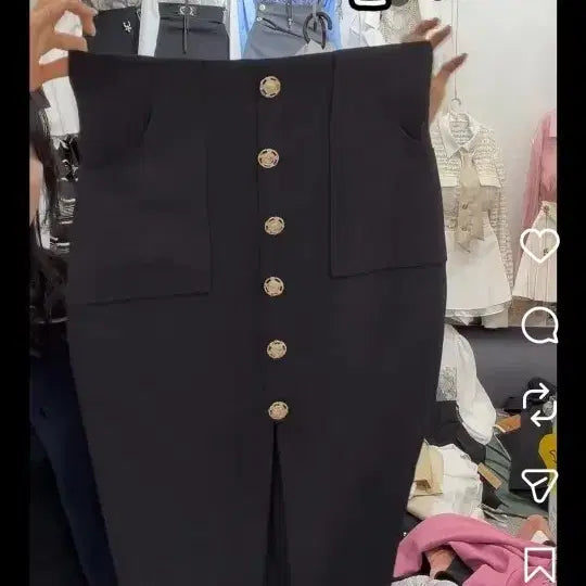 [BUNJANG] Black Midi Skirt with Gold Button Detail (Size 88) / 88사이즈 치마