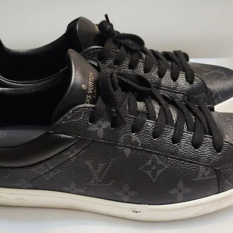 [BUNJANG] Louis Vuitton Monogram Eclipse Sneakers / [정품] 남성 루이비통 모노그램 블랙 스니커즈