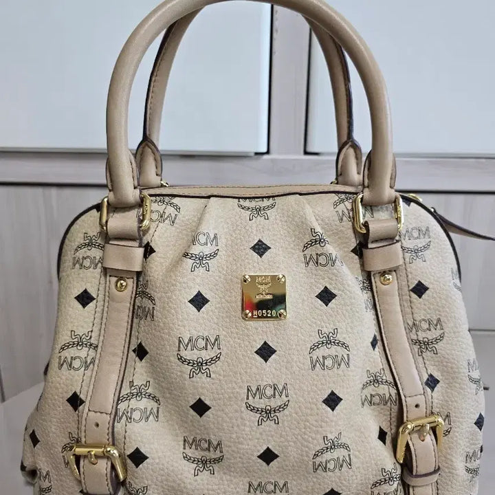 [BUNJANG] MCM Visetos Tote Bag Beige / MCM 비세토스 베이지