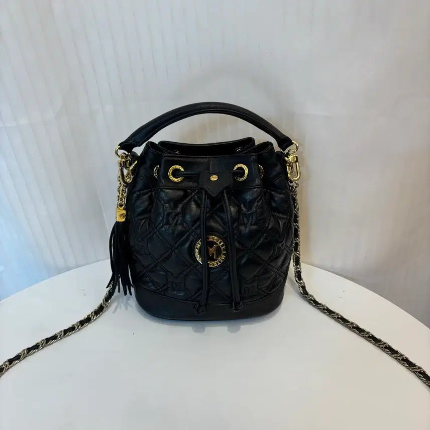 [BUNJANG] Metrocity Quilted Drawstring Crossbody Bag / 정품 메트로시티 퀄팅 복조리 크로스백