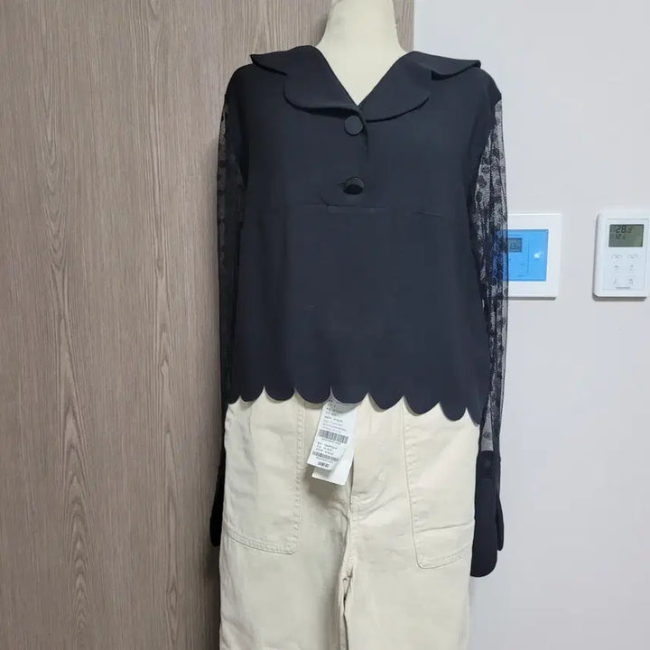 [BUNJANG] Dewy Heart Dewy Lovely Black Lace Blouse / 듀이하트듀이 러블리 블랙 레이스 블라우스  free