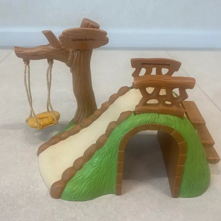 [BUNJANG] Sylvanian Families Old Playground / 실바니안 올드 놀이터