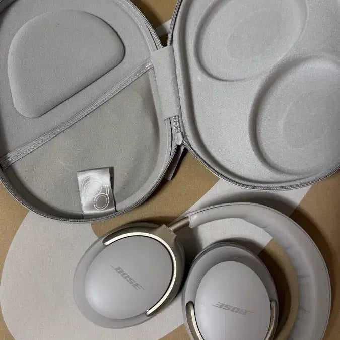 [BUNJANG] Bose QuietComfort Ultra Headphones Sandstone Body + Case / 보스 qc 울트라 헤드셋 샌드스톤 본체+케이스