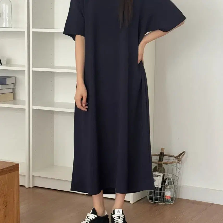 [BUNJANG] Navy Back Slit Detail Short Sleeve Long Dress (Size 55-77) / 새상품 네이비 뒤트임 포인트 반팔 롱 원피스 빅사이즈 가능 55-77