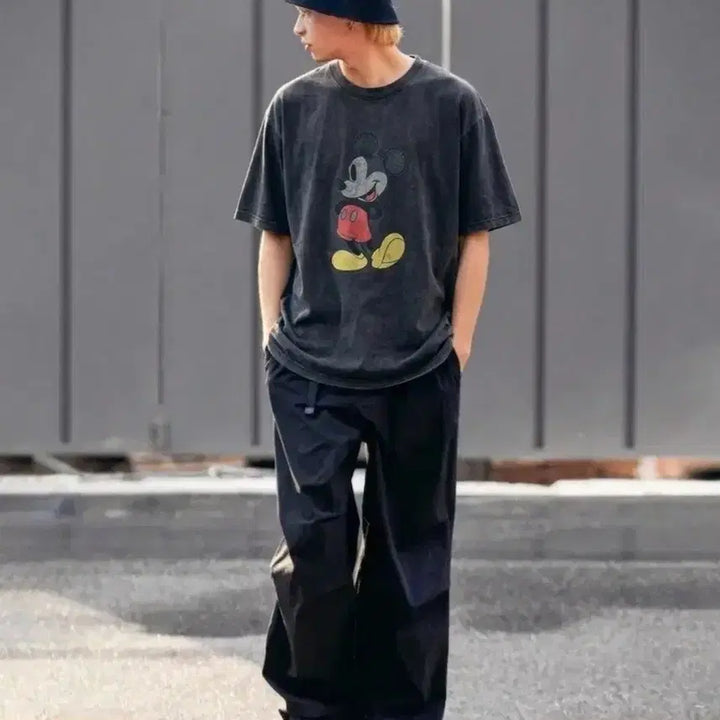 [BUNJANG] Disney Pigment Mickey Mouse Short Sleeve T-Shirt / 디즈니 피그먼트 미키 반팔티