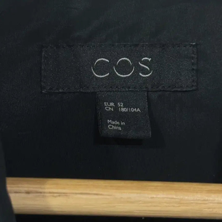 [BUNJANG] COS Crinkle Bomber Jacket / COS 크링클 봄버 52