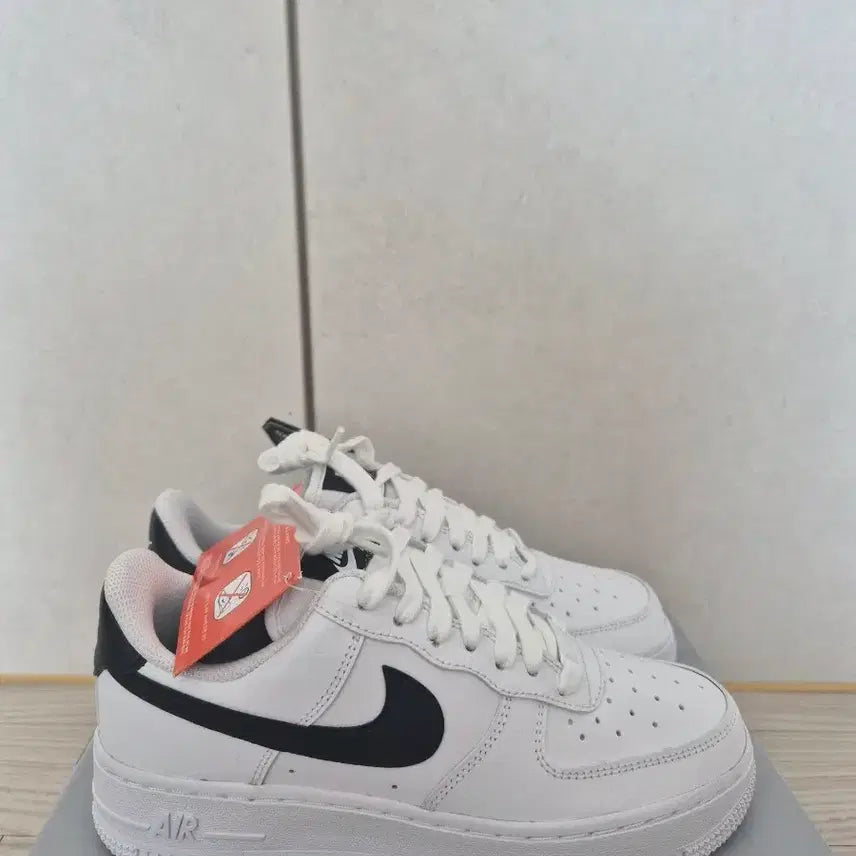 [BUNJANG] Nike Air Force 1 White/Black (235mm) / 새상품 나이키 에어포스1 235mm