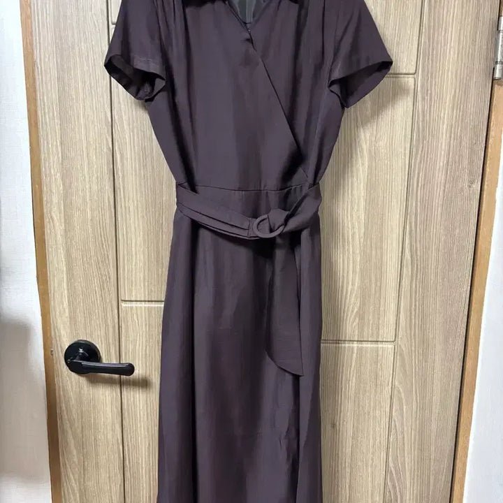 [BUNJANG] LYNN Belted Short-Sleeve Dress / LYNN 린 벨티드 반팔 원피스