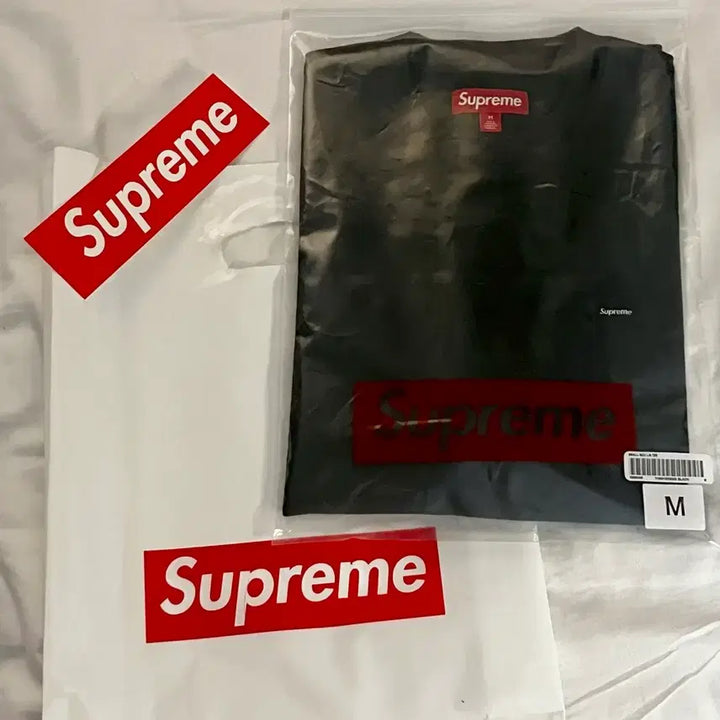 [BUNJANG] Supreme Small Logo Black Long Sleeve T-Shirt / Supreme 슈프림 스몰 로고