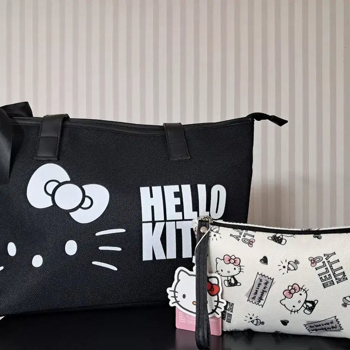 [BUNJANG] Sanrio Hello Kitty Shoulder Bag Tote Bag &amp; Pouch Set Black New / 산리오 헬로키티 숄더백 토트백 블랙 &amp; 파우치 세트 새상품