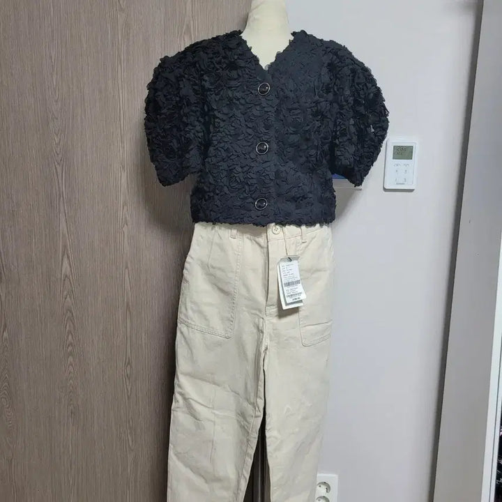 [BUNJANG] De Norita Black Flower Jacket Puff Sleeve / 드노리타 블랙 플라워 자켓 퍼프소매  free