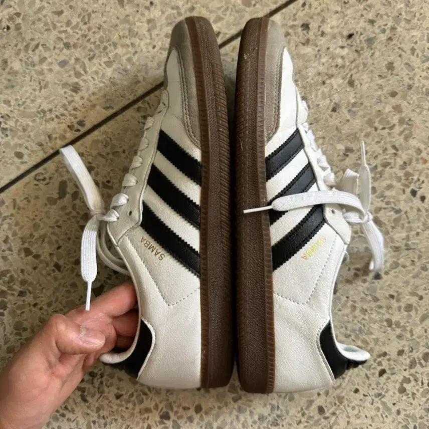 [BUNJANG] Adidas Samba Vegan White Black Sneakers (270) / 아디다스 삼바 비건 화이트 블랙 270