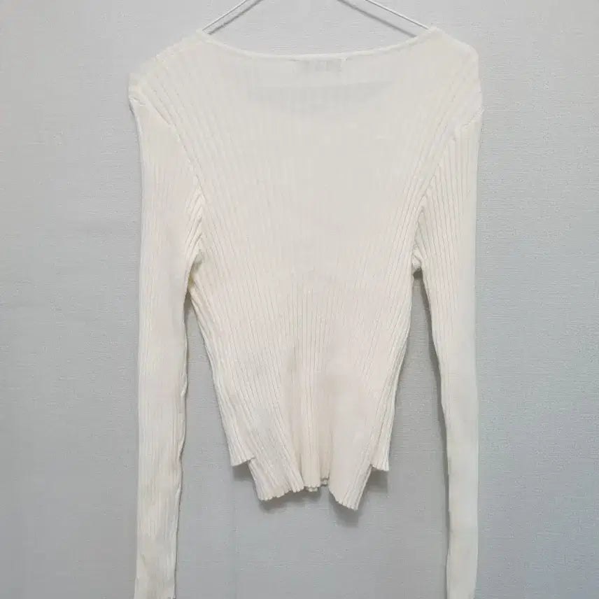 [BUNJANG] O9WOMEN Ivory Ribbed Crop Knit Size 1 / O9WOMEN 아이보리 골지 크롭 니트 1