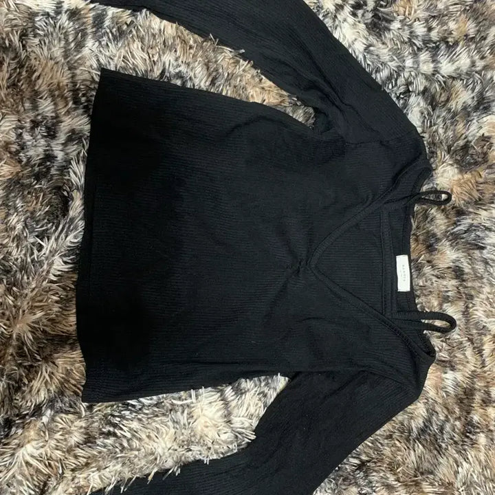 [BUNJANG] Black V-Neck Ribbed Long Sleeve Tank Top Set / 여름옷 // 블랙 브이넥 골지 긴팔 나시 티셔츠