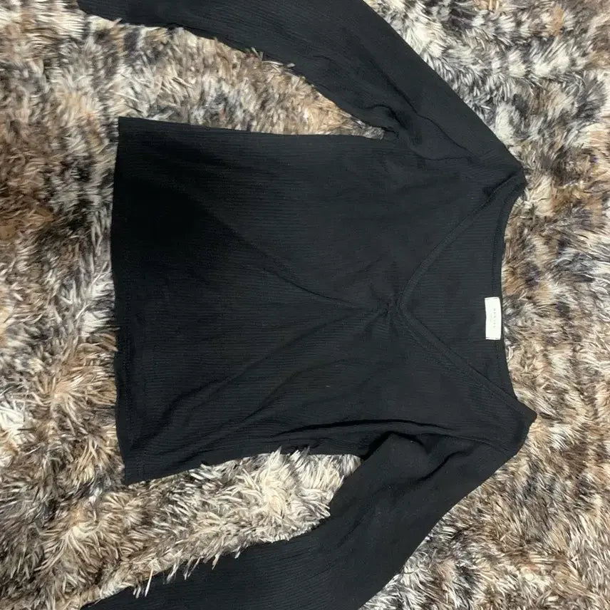 [BUNJANG] Black V-Neck Ribbed Long Sleeve Tank Top Set / 여름옷 // 블랙 브이넥 골지 긴팔 나시 티셔츠