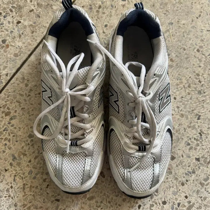 [BUNJANG] New Balance 530 Steel Grey Shoes / 뉴발란스 530 스틸그레이 270