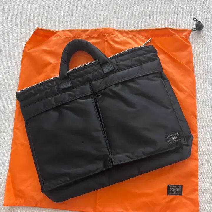 [BUNJANG] Yoshida Porter Tanker Short Helmet Bag (Black) / 요시다 포터 탱커 숏 헬멧백(블랙, 새상품급)