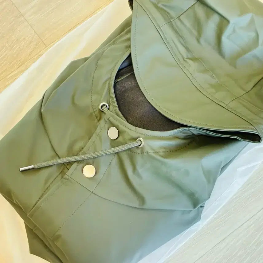 [BUNJANG] Authentic Rains Raincoat Khaki Lightweight Coat (Size L) / 영국 정품 레인스 우비 비옷 방수 방품 경량 코트 카키 판매합니다 L