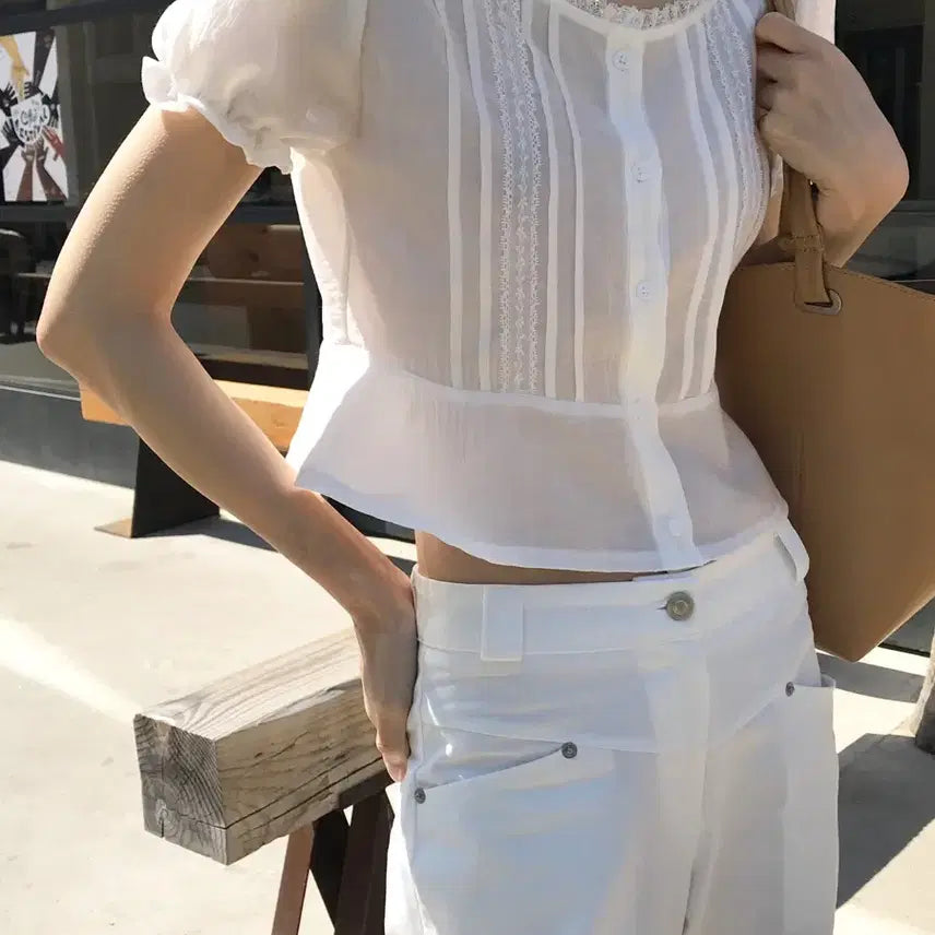 [BUNJANG] Pure Frill Blouse / 위드블룸 퓨어 프릴 블라우스 타낫 레이지샵 시예 더바넷 리브아워 온드민