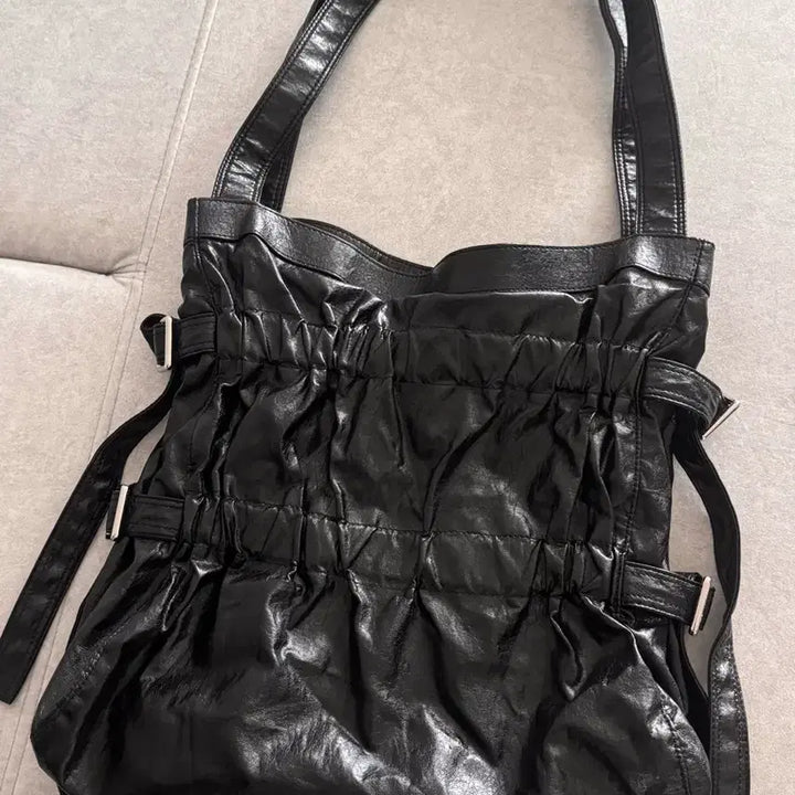 [BUNJANG] Matinkim Seashell Shoulder Bag / 마뗑킴 씨쉘 숄더백 희귀매물