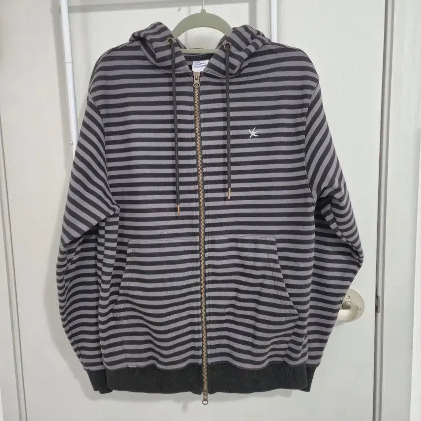 [BUNJANG] The Coldest Moment TCM Hoodie Zip-up (Charcoal, Size S) / 더콜디스트모먼트 TCM 후드집업