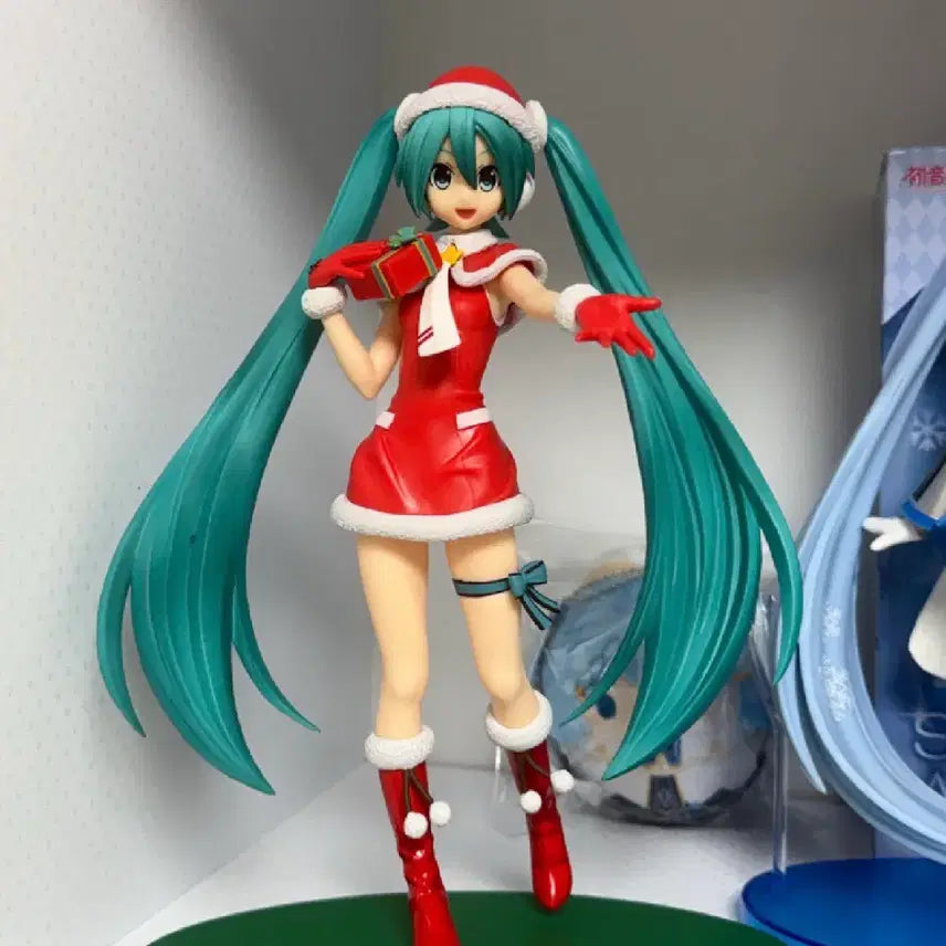 [BUNJANG] Christmas Limited Hatsune Miku Figure / 크리스마스 한정 하츠네 미쿠 피규어