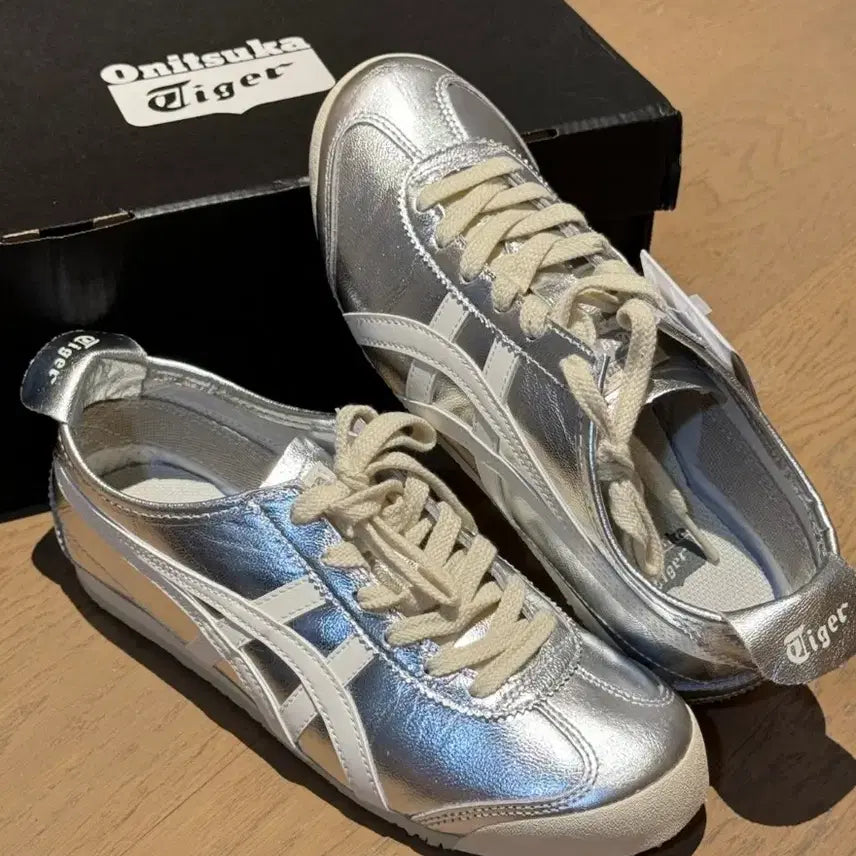 [BUNJANG] Onitsuka Tiger Retro Sneakers / [정품] 오니츠카 타이거 레트로 운동화 THL7C2-9399