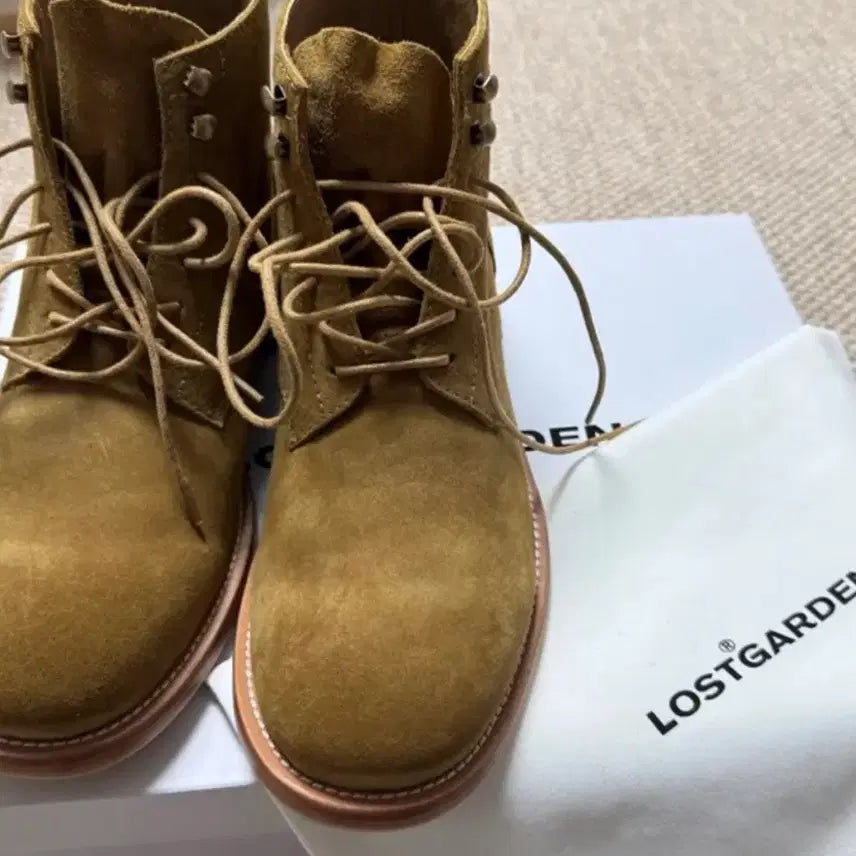 [BUNJANG] Lost Garden Suede Field Boots / 로스트가든 필드부츠 새상품 (270)42