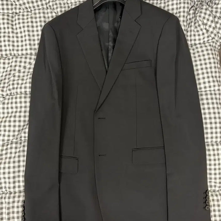 [BUNJANG] Theory New Taylor Jacket (Size 42) &amp; Lawrence Fit Pants (Size 31) / [42/31] 띠어리 뉴테일러 셋업 블랙