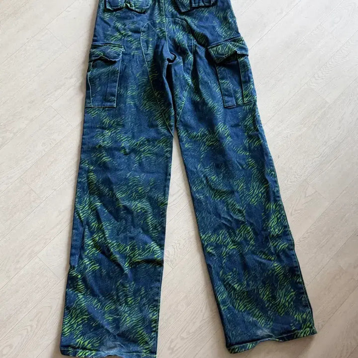 [BUNJANG] IAM GIA Green Tiger Zebra Cargo Pants/Jacket / 아이엠 지아 그린 타이거 지브라 카고 팬츠/자켓