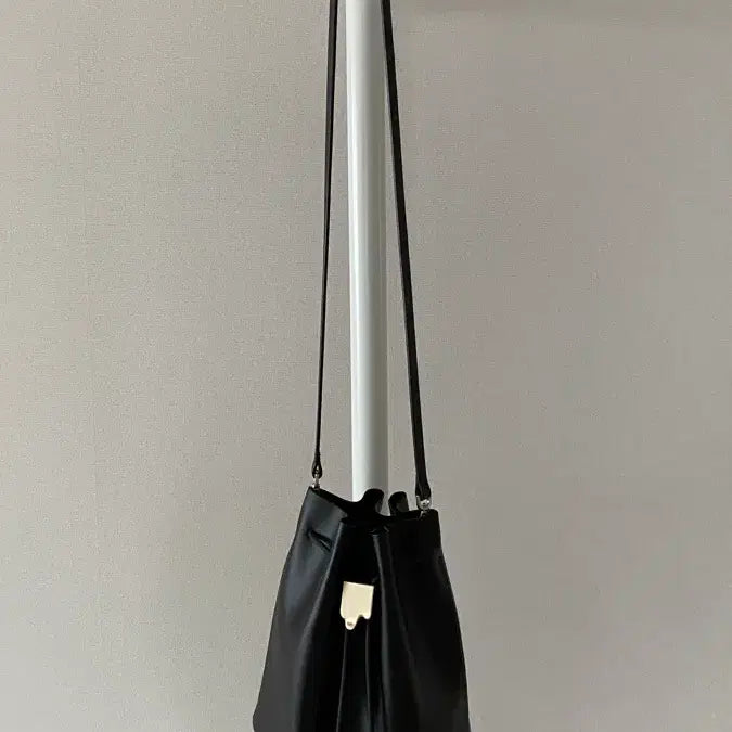 [BUNJANG] Mute Muse Bucket Bag (Cowhide) / 뮤트뮤즈 복조리백(소가죽)