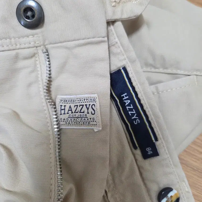 [BUNJANG] Hazzys Slim Fit Beige Cotton Pants 33 / 헤지스 슬림핏 베이지 면바지 84