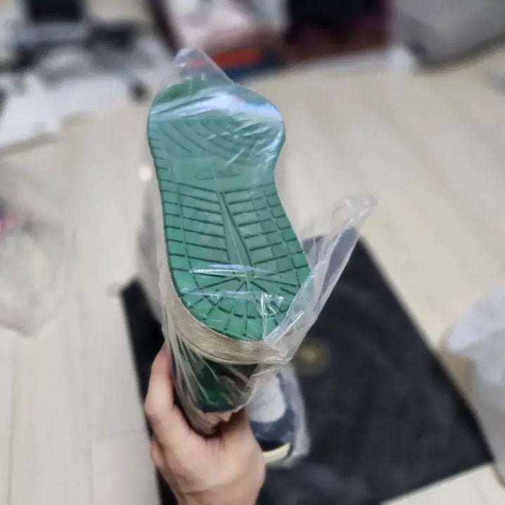 [BUNJANG] Air Jordan 1 Boston DMP Sneakers / 조던1  보스턴dmp 275
