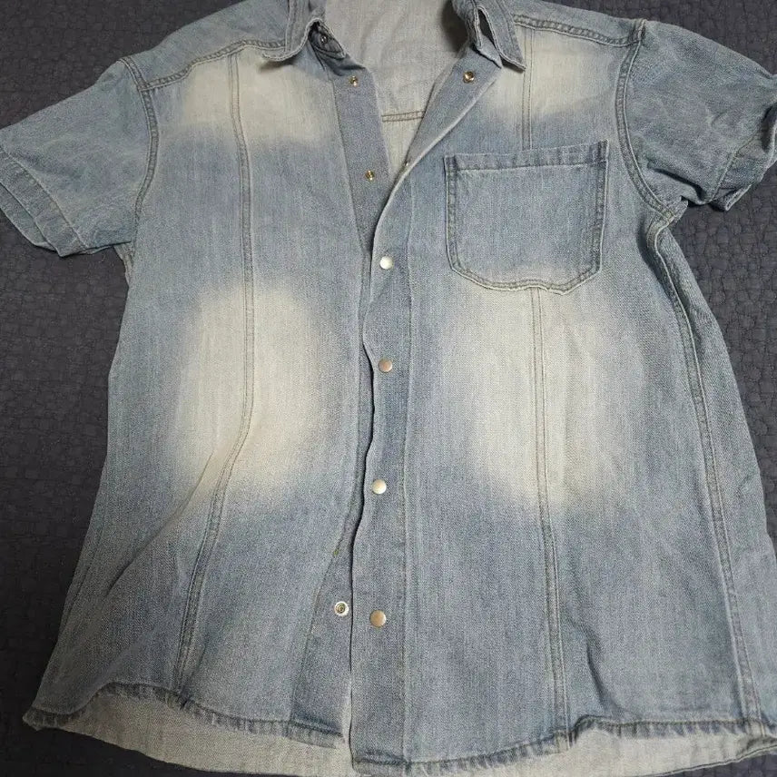 [BUNJANG] Light Wash Denim Short Sleeve Shirt / 연청 데님 반팔 셔츠